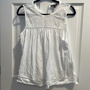 Banana Republic Factory sleeveless blouse. White. Worn only once. Size PL